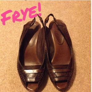 Frye brand sling back heel size 7 Frye brand sling back heel size 7
