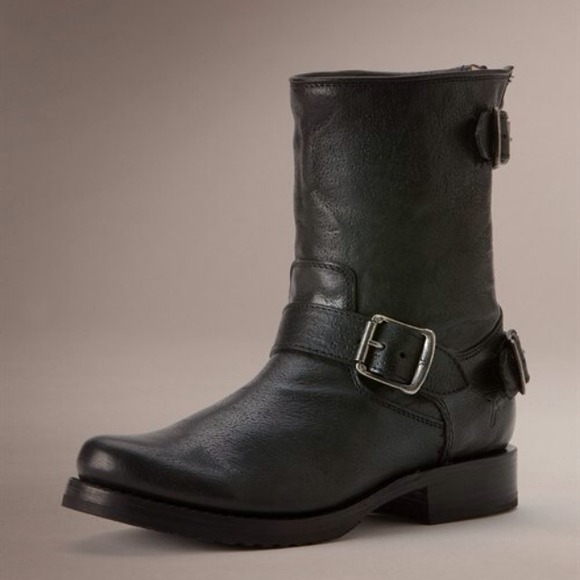 Frye Shoes - Host Pick - Frye Veronica Back Short Zip Boot 2 Frye Shoes - Host Pick - Frye Veronica Back Short Zip Boot 2