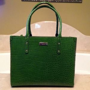 HOST PICKKate Spade Green Purse NWT HOST PICKKate Spade Green Purse NWT