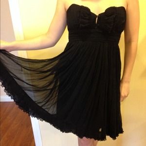 100%silk black dress with gorgeous details 100%silk black dress with gorgeous details