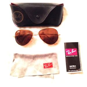 Medium Rayban Aviators Gold Medium Rayban Aviators Gold