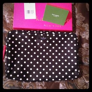 Kate spade NWT polka dot large cosmetics bag Kate spade NWT polka dot large cosmetics bag