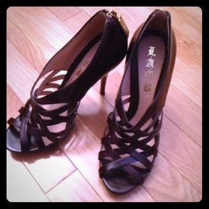 Authentic L.A.M.B. Strappy Heels/Pumps ~ Sz 8 Authentic L.A.M.B. Strappy Heels/Pumps ~ Sz 8