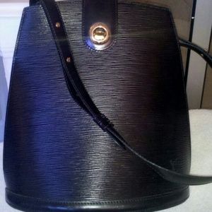 Louis Vuitton, Epi Collection purse Louis Vuitton, Epi Collection purse