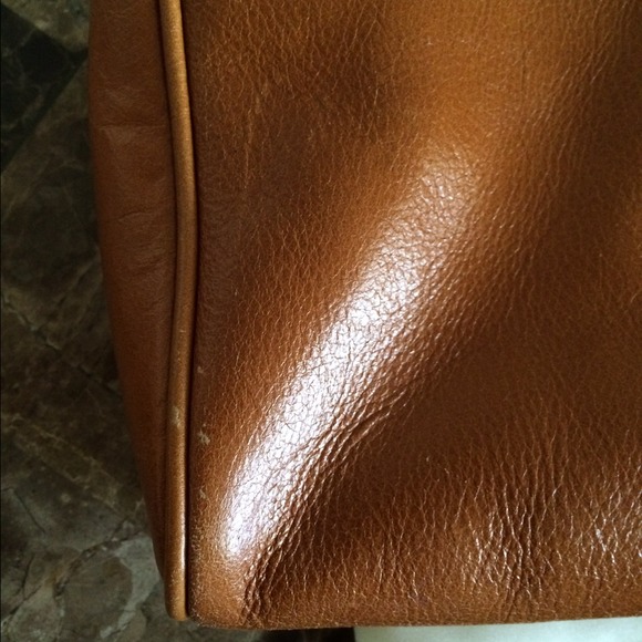 Michael Kors Handbags - Host Pickπ Pre-loved MK Devon crossbody 3 Michael Kors Handbags - Host Pickπ Pre-loved MK Devon crossbody 3