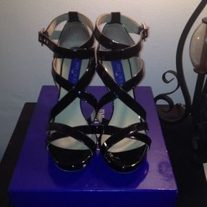 Black patent leather Jimmy Choo for H&M heels. Black patent leather Jimmy Choo for H&M heels.