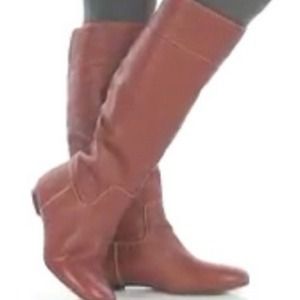 Brand new with box - pour la victoire boot 7.5 Brand new with box - pour la victoire boot 7.5