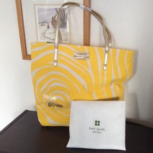 Host Pick!NWT Kate Spade shopper Host Pick!NWT Kate Spade shopper