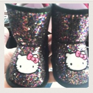 Ugg inspired hello kitty Sanrio brand boots Ugg inspired hello kitty Sanrio brand boots
