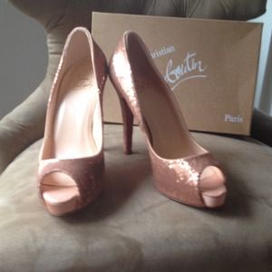 100% authentic new Christian Louboutins 100% authentic new Christian Louboutins