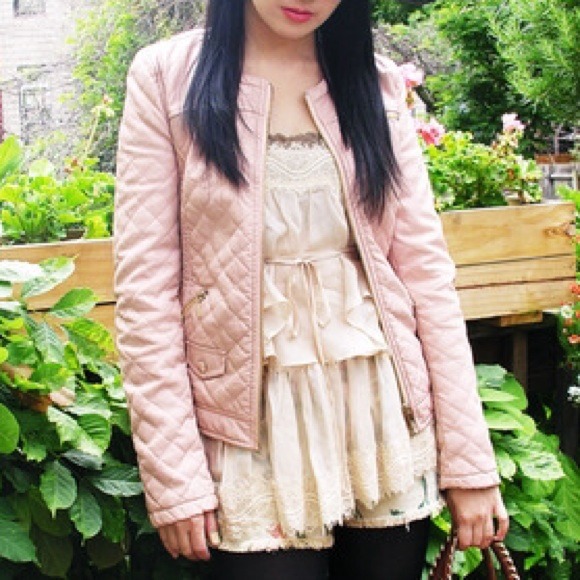 Zara Jackets & Blazers - šHOST PICKšQuilted faux leather jacket Zara Jackets & Blazers - šHOST PICKšQuilted faux leather jacket