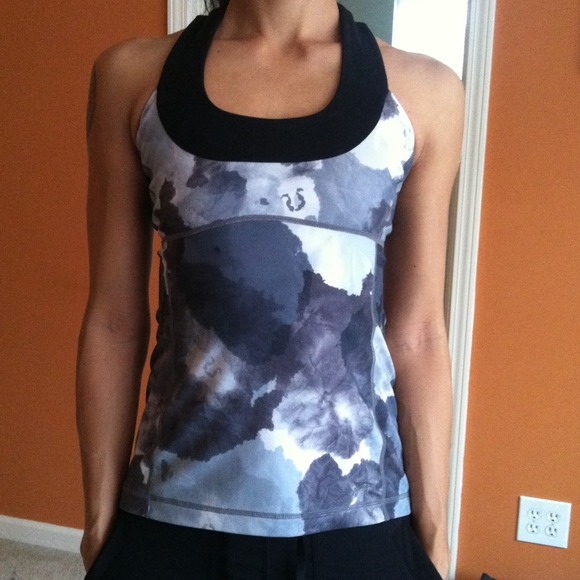 lululemon athletica Tops - Lululemon top lululemon athletica Tops - Lululemon top