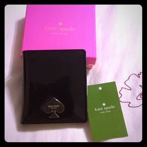 BNIB Kate Spade Small Stacy Wallet BNIB Kate Spade Small Stacy Wallet