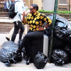 Big City Style oversized black an yellow sweater! Big City Style oversized black an yellow sweater!