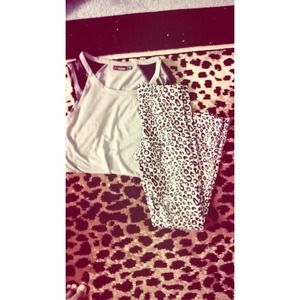 BUNDLED NWOT Grey and black outfit! BUNDLED NWOT Grey and black outfit!