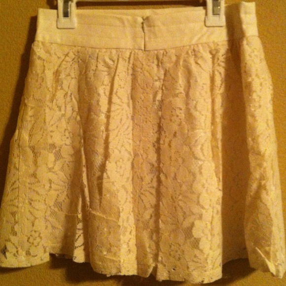 Dresses & Skirts - ❗LAST ONE❗New Cream Flower Lace Skater Skirt 4 Dresses & Skirts - ❗LAST ONE❗New Cream Flower Lace Skater Skirt 4