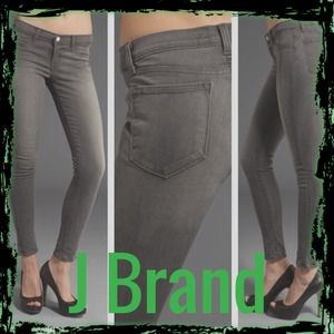 J Brand skinny jeans "Remy" in gray J Brand skinny jeans "Remy" in gray