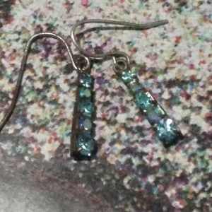 Jewelry - Beautiful stone drop earrings Jewelry - Beautiful stone drop earrings