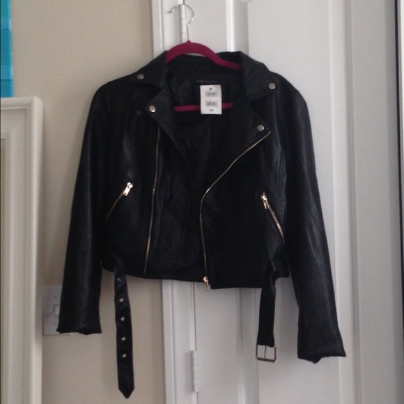Brandy Melville Jackets & Blazers - Brandy Melville Leather Jacket 2 Brandy Melville Jackets & Blazers - Brandy Melville Leather Jacket 2
