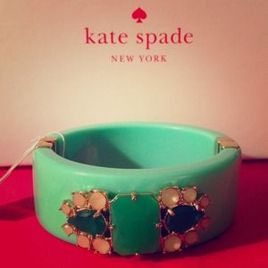 ๏6X HP GORGEOUS KATE SPADE BRACELET - In The Mood ๏6X HP GORGEOUS KATE SPADE BRACELET - In The Mood