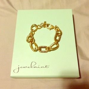 Jewelmint Jewelry - Jewelmint gold chain bracelet Jewelmint Jewelry - Jewelmint gold chain bracelet