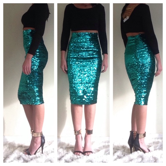 ASOS Dresses & Skirts - ASOS green pencil sequins skirt 6 3 ASOS Dresses & Skirts - ASOS green pencil sequins skirt 6 3