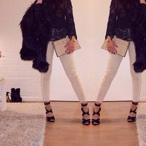 New stud clutch โค๏ธ New stud clutch โค๏ธ