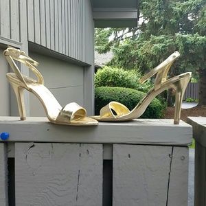 cosmopolitan Shoes - Ankle Strap Sandals by COSMOPOLITAN cosmopolitan Shoes - Ankle Strap Sandals by COSMOPOLITAN