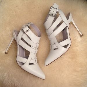 Shoemint white cutout pumps size 6.5 Shoemint white cutout pumps size 6.5