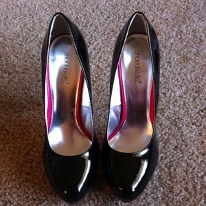 Shoedazzle Shoes - Nib Shoedazzle Chanelle Black Pumps 8.5 Shoedazzle Shoes - Nib Shoedazzle Chanelle Black Pumps 8.5