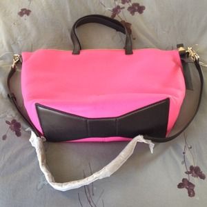 Kate Spade tech tote, NWT, nonsmoking home Kate Spade tech tote, NWT, nonsmoking home