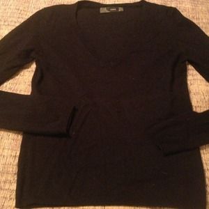 Zara black v-neck sweater Zara black v-neck sweater