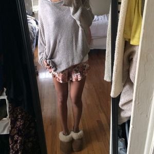 Brandy Melville Floral Print Shorts Brandy Melville Floral Print Shorts