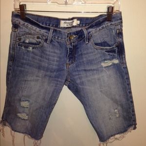 Abercrombie & fitch distressed denim short Abercrombie & fitch distressed denim short