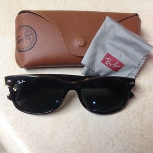 Ray-Ban wayfarer sunglasses Ray-Ban wayfarer sunglasses