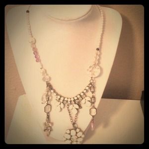 Pearl necklace with beautiful stones Pearl necklace with beautiful stones