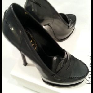YSL, tribtoo 105 Moccasin 7.5 dark grey REDUCED!! YSL, tribtoo 105 Moccasin 7.5 dark grey REDUCED!!