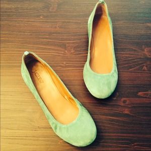 New J.Crew Cece Suede Ballet Flats in Oasis Green New J.Crew Cece Suede Ballet Flats in Oasis Green