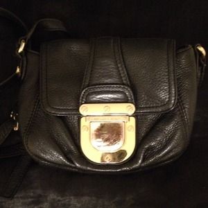 Michael Kors crossbody. Michael Kors crossbody.