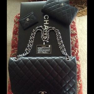 CHANEL purse LAMBSKIN CHANEL purse LAMBSKIN