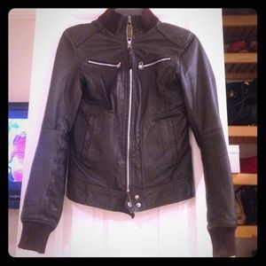 Brown Zara leather jacket Brown Zara leather jacket