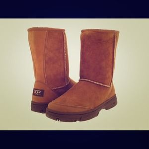 UGG "Ultimate" Short Boot UGG "Ultimate" Short Boot