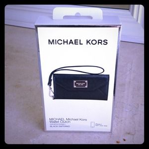 NEWMichael Kors Wallet Clutch NEWMichael Kors Wallet Clutch
