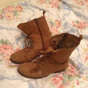 Distressed Topshop Combat Boots Distressed Topshop Combat Boots