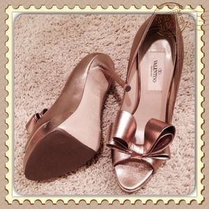 Metallic Couture Bow Platform Pump Metallic Couture Bow Platform Pump