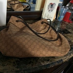 Authentic Gucci tote!!! Authentic Gucci tote!!!