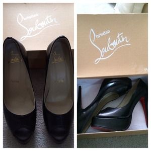 Christian Louboutin Open Toe Black Heels 39 Christian Louboutin Open Toe Black Heels 39