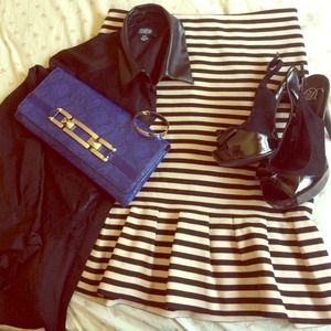 Black Peeptoe Slingback Heels with Bow Accent Black Peeptoe Slingback Heels with Bow Accent