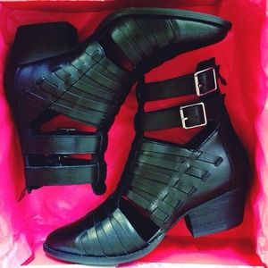 Chinese Laundry "Indigo Girl" Boots Chinese Laundry "Indigo Girl" Boots