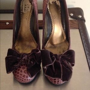 β¬οΈReduced β¬οΈFranco Sarto Mauve with Bows Pumps β¬οΈReduced β¬οΈFranco Sarto Mauve with Bows Pumps